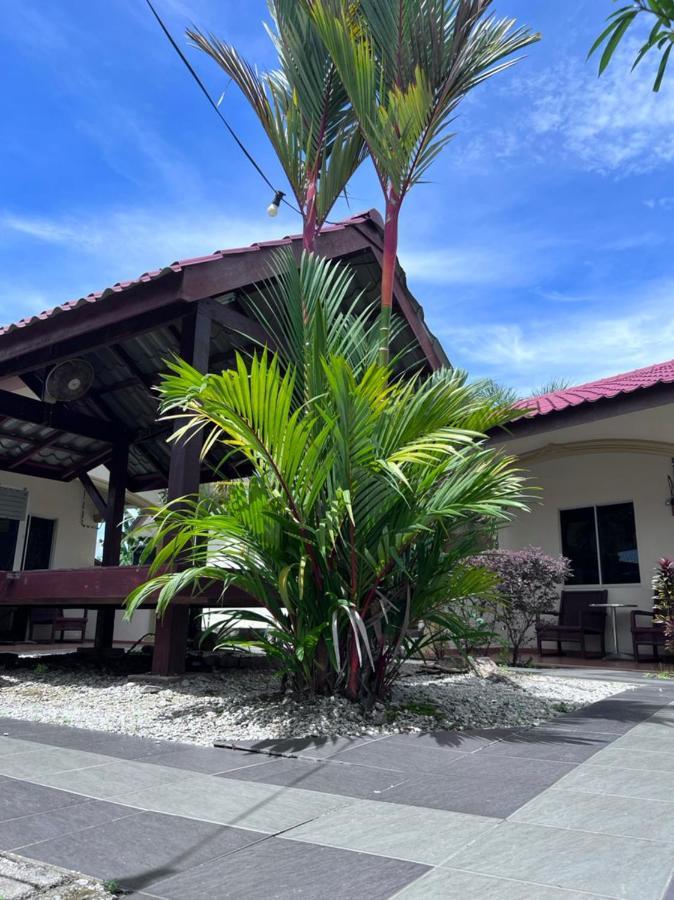 Dhania Cenang Beach Motel Pantai Cenang  Εξωτερικό φωτογραφία