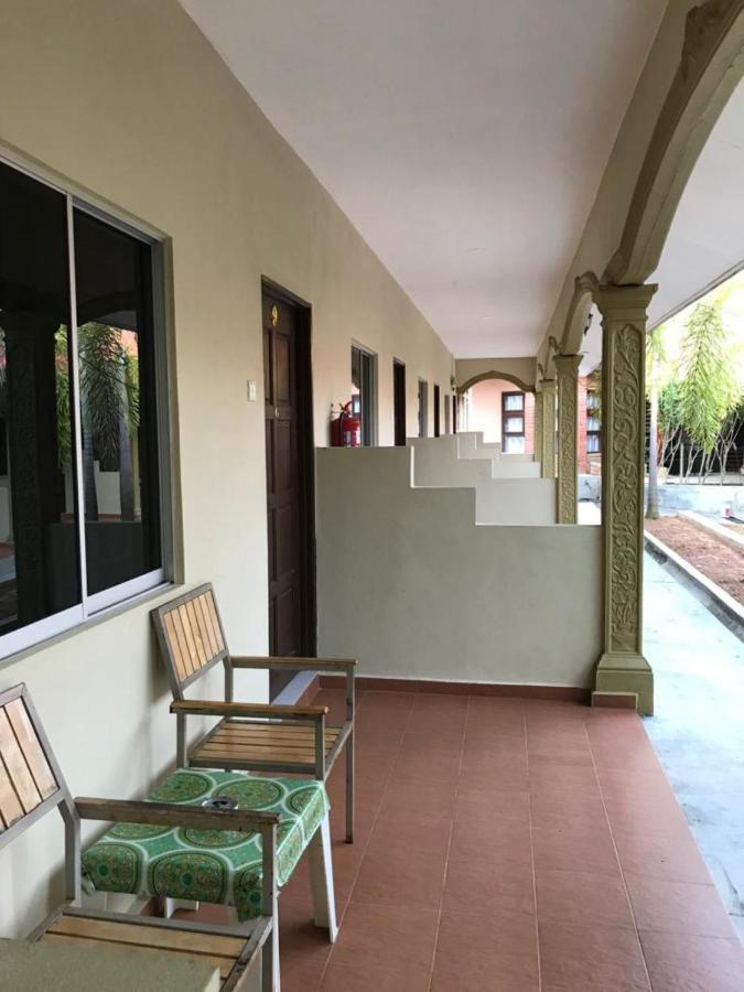 Dhania Cenang Beach Motel Pantai Cenang  Εξωτερικό φωτογραφία