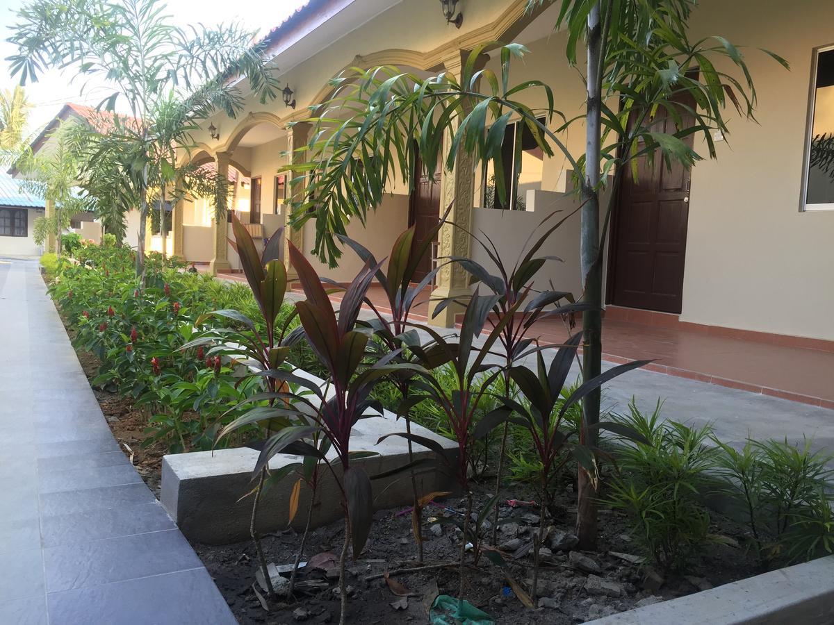 Dhania Cenang Beach Motel Pantai Cenang  Εξωτερικό φωτογραφία