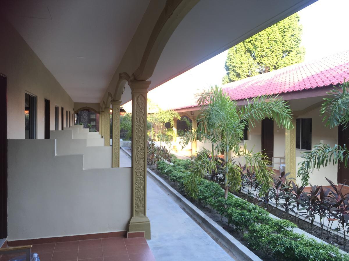 Dhania Cenang Beach Motel Pantai Cenang  Εξωτερικό φωτογραφία