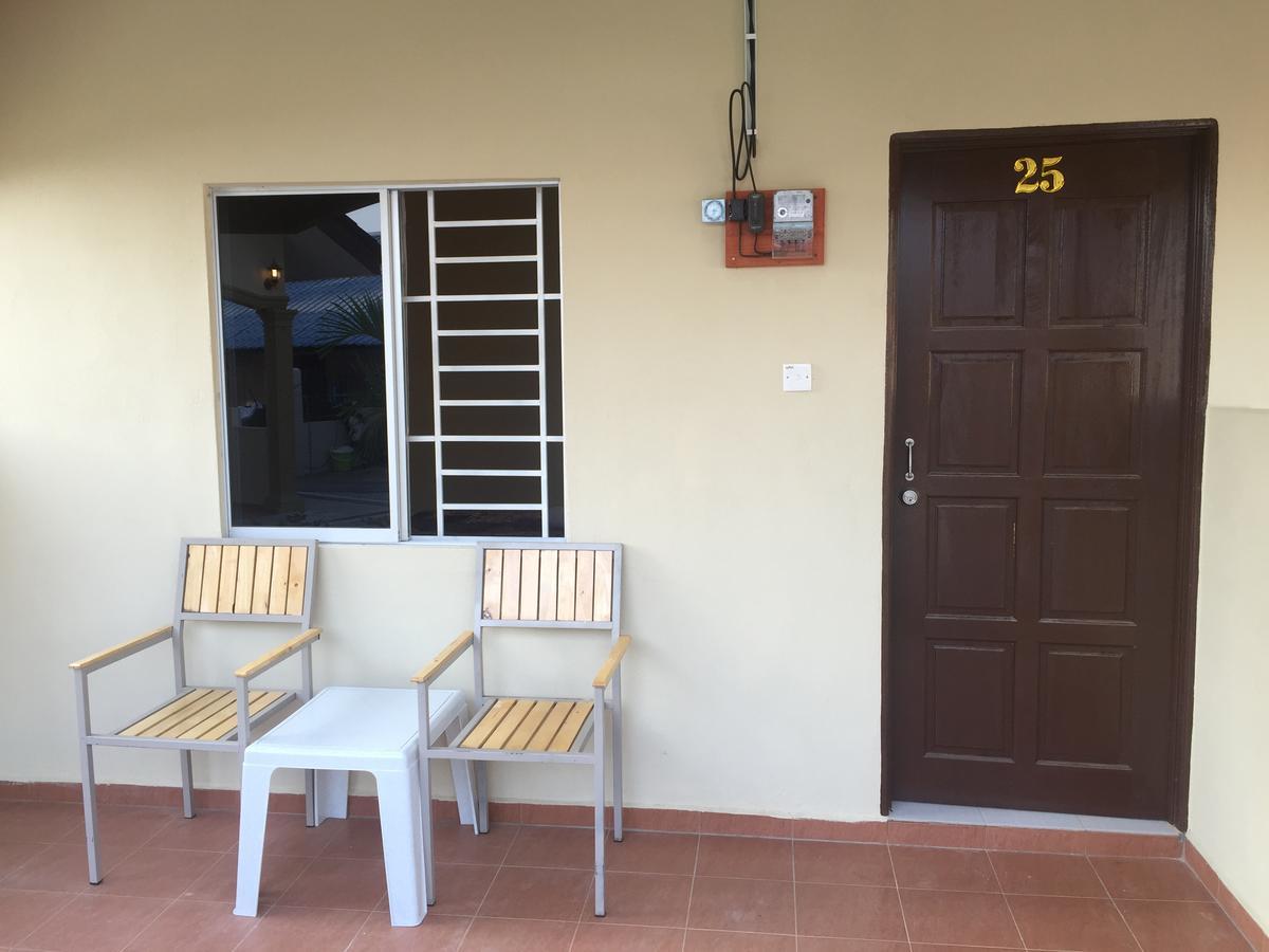 Dhania Cenang Beach Motel Pantai Cenang  Εξωτερικό φωτογραφία