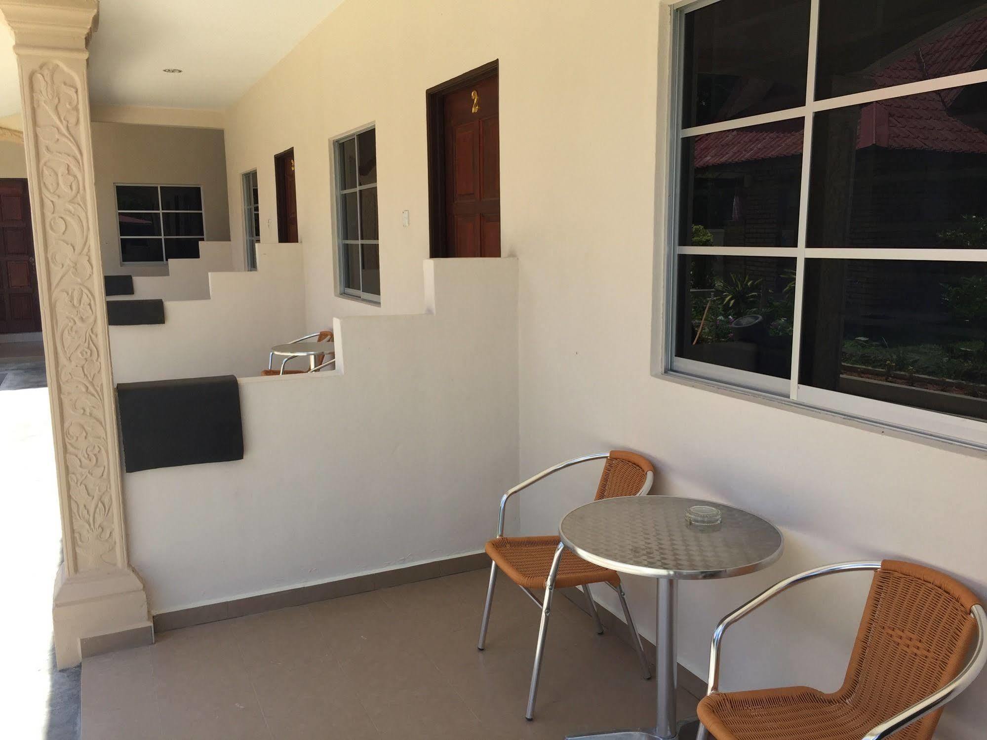 Dhania Cenang Beach Motel Pantai Cenang  Εξωτερικό φωτογραφία